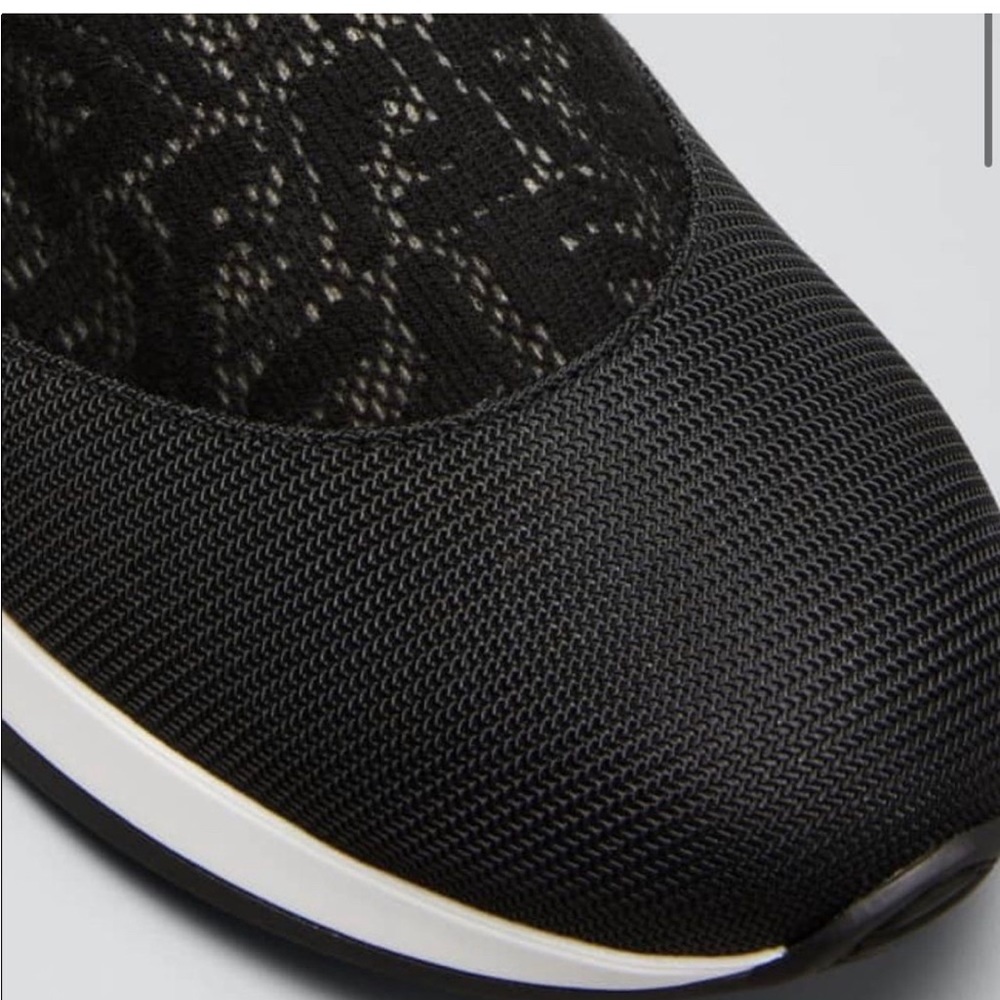 Fendi Sneakers - Picture 10 of 10